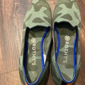 Rothys Camo